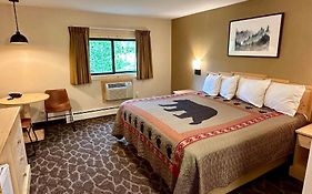 Spirit Lake Lodge